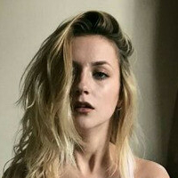 Лили Алюр Голи