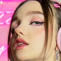 Лизи Янг Голи