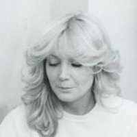 Лорета Товар Голи