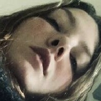 Мама Джуелс Голи