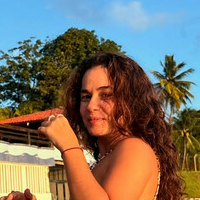 Менинас де Салвадор Голи