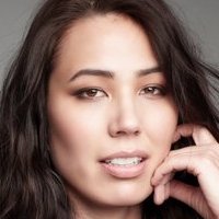 Микаела Конлин Голи