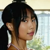 Мики Изуми Голи