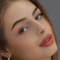 мис_мелани Голи