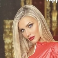 Мистрес Изида Голи