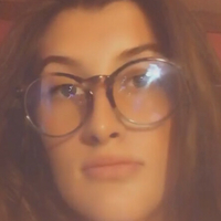 moistcassandra Голи