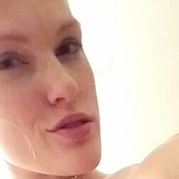 Naughty Ginger Голи