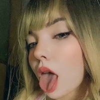 Нявина Голи