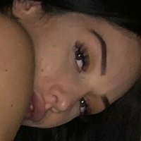 нюзии Голи