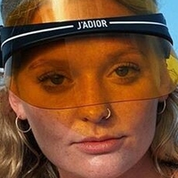 Попи Хопсън Голи