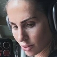 Пресли Голи