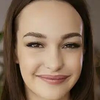 Риса Мей Голи