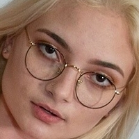 Сабрина Мей Голи