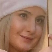 скарлетбел Голи