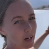 Секси Джулия Голи