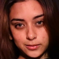 Шарън.л Голи