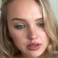 Скай Ферейра Голи