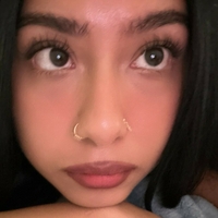 Слаш Пъпи Голи