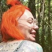 Спитингдаймондс Голи