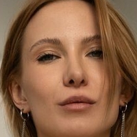 Стефания Силк Голи