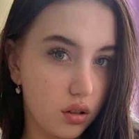 Стела Куин Голи