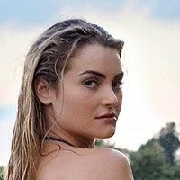 Таиз Шмит Голи