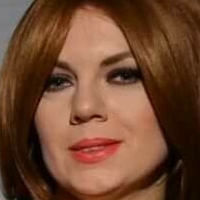 Кралицата на Чорапогащниците Голи
