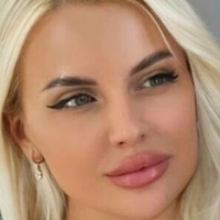 Тифани Голи