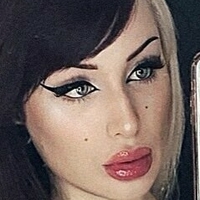 зандра Голи