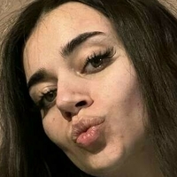 Зина Първа Целувка Голи
